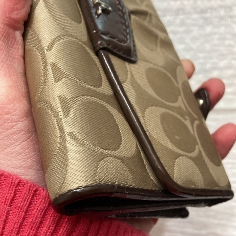 Coach Ashley brown gold checkbook wallet - Picture 7 of 13